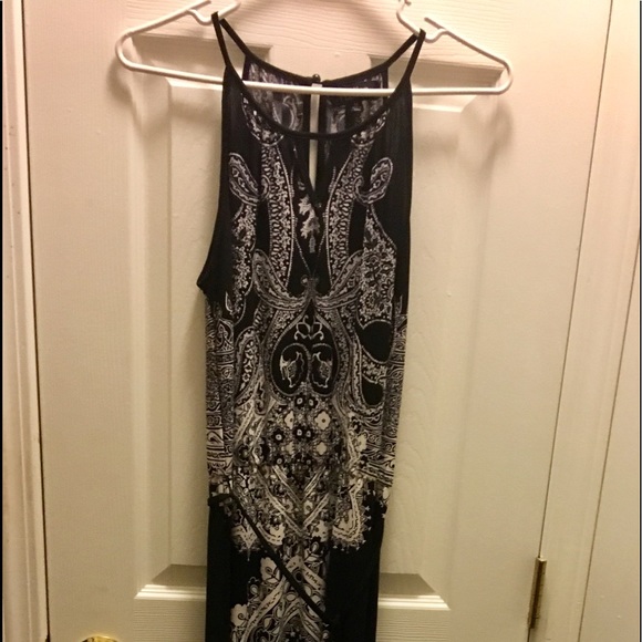 Papillon Razor Back Maxi Dress - Picture 3 of 4
